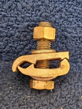 BURNDY GB29 Ground Connector 2/0 AWG (Sol) -250 kcmil, Cable To 1/4" Thick Bar