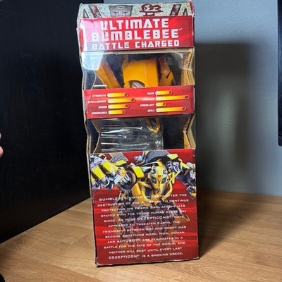 Hasbro Transformers 2 Revenge of the Fallen Ultimate: Bumblebee