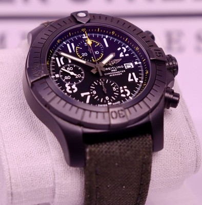 Breitling Avenger Chronograph Ref. V13317101B1X1 Case #494