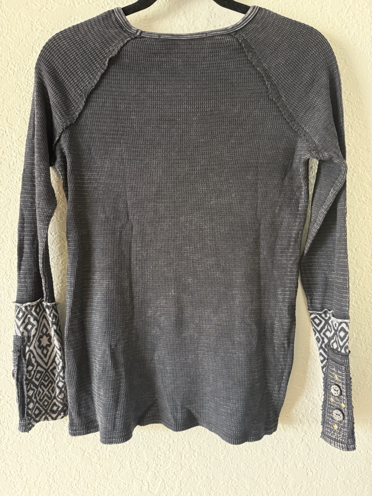 NWOT Able Waffle Knit Long Sleeve Thermal Top Black Size M Embellished Cuffs