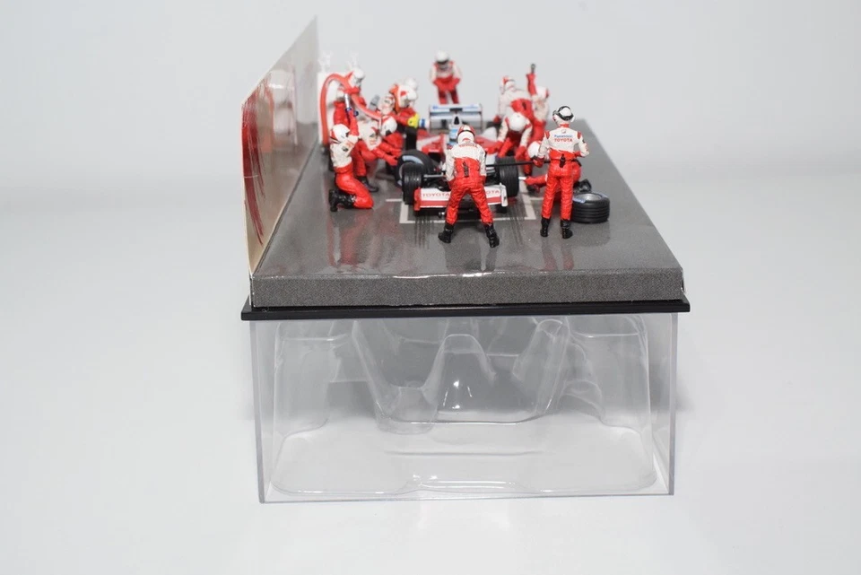 B96 1:43 MINICHAMPS 343 100066 PANASONIC TOYOTA RACING TF102 PITSTOP M. SALO MIB - Image 4 of 4