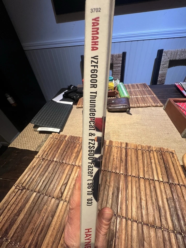 Manual de reparación Haynes '96-'03 Yamaha YZF600R Thundercat y FZS600 Fazer Foto 4 de 4