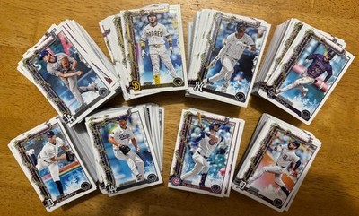 2025 Topps  Holiday  Baseball - Complete Your Set - U-Pick - #1-200