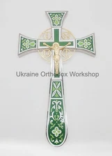 Maltese Cross With Enamel And Gilding Green and White