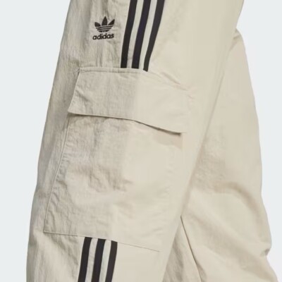 ■adidas■ 3S Cargo Pants Beige JG8042 Adidas Original Adicolor 3-Stripes Cargo Pants