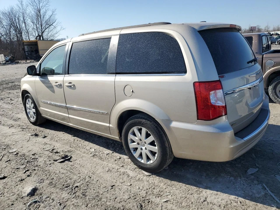 Used Speedometer Gauge fits: 2015 Chrysler Town & country cluster 120 MPH w/vehi - Image 3 of 4