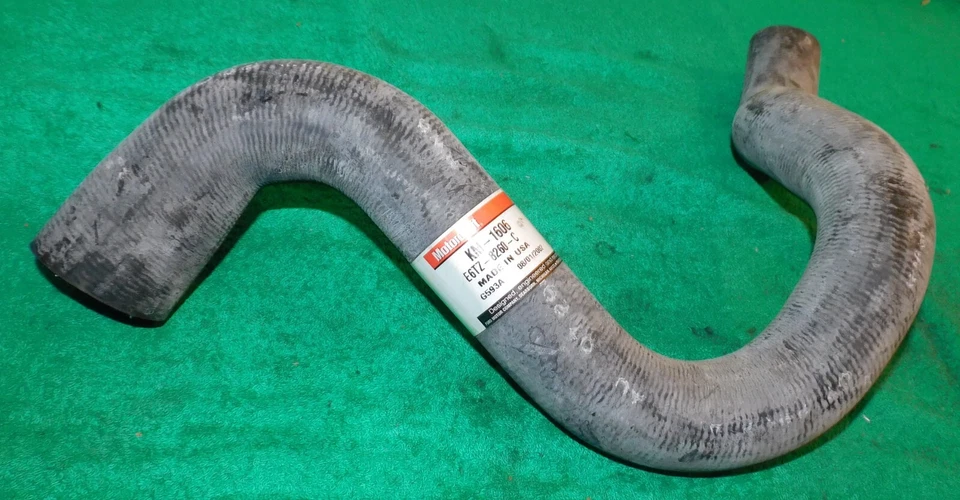 Camión Ford F150 F250 1985 1986 1987 Bronco NOS 302 5,0 L manguera superior del radiador Foto 4 de 4