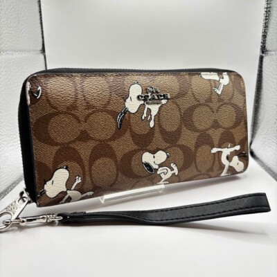 COACH Snoopy C4596 Print Signature Snap Wallet Limited Pattern Outlet