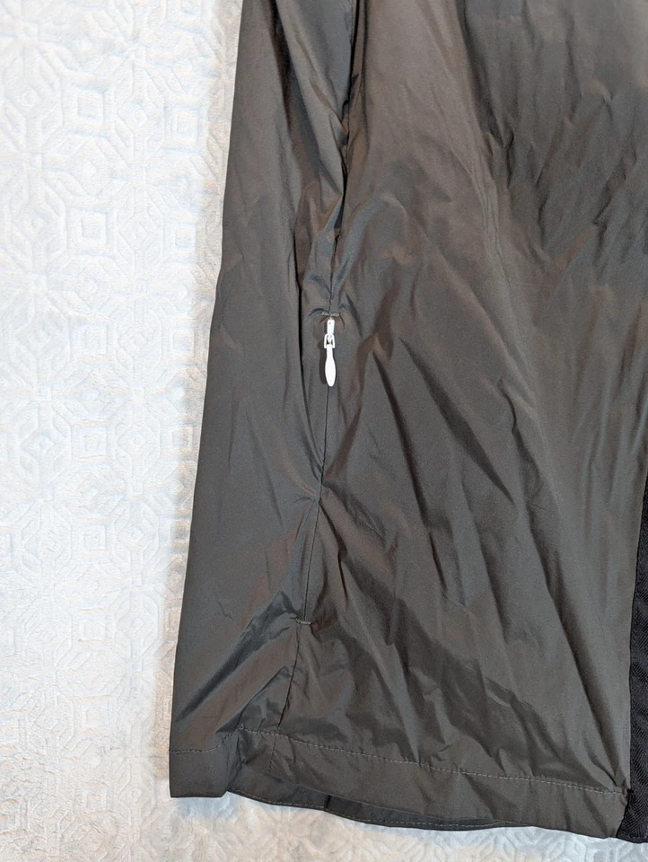 J. Lindeberg Men S Volcanic Ash Gray Water Repellent Ash Light Packable Vest NEW - Image 4 of 4