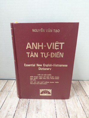 ANH VIET TAN TU-DIEN Essential New English - Vietnamese Nguyen Van Tao