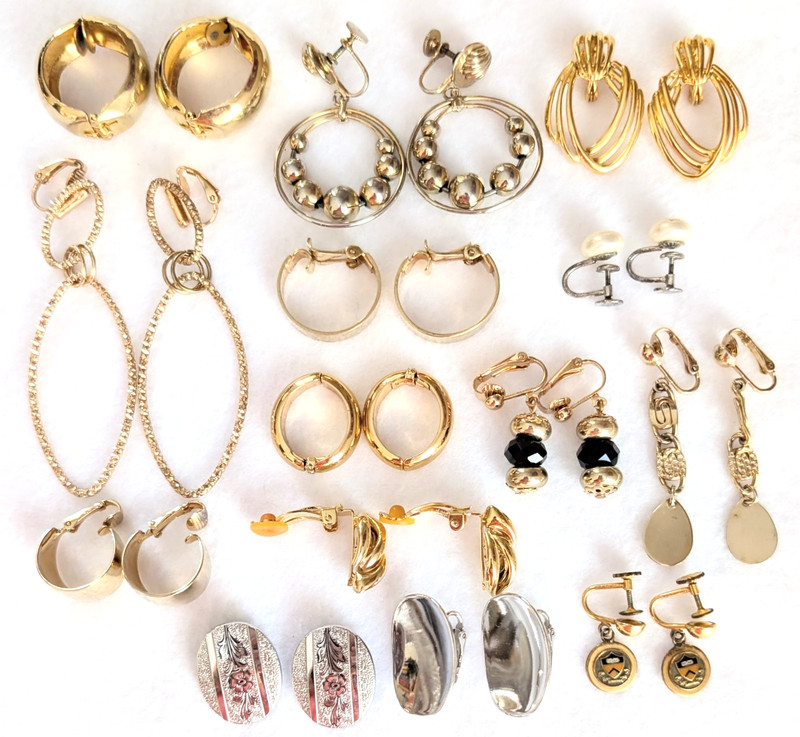 14 Pairs of  Vintage Clip On Earrings Gold Silver Sarah Coventry Monet & More