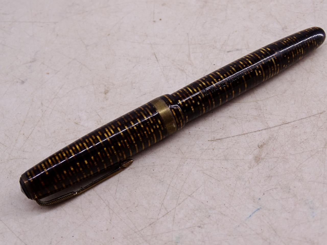 Vintage Parker Vacumatic Brown Black Barrel Fountain Pen Antique Retro Old