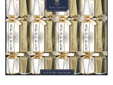 " Tom Smith Gold Cream Sparkle Shine Luxury Christmas Party Crackers - 8 Pc.
