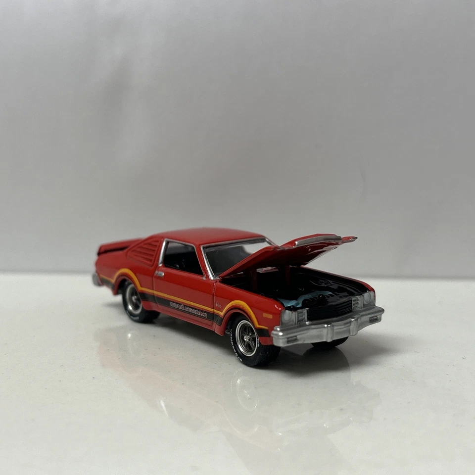 76 Plymouth Volare Road Runner 1976 coleccionable escala 1/64 diecast modelo diorama Foto 2 de 4