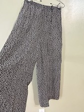 Vintage Y2K Black and White Patterned Women's Super Wide Leg Pull On Pants 8 NWT