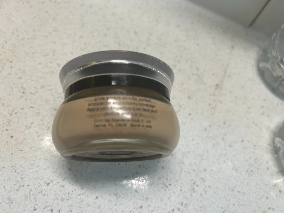 Signature Club A Over 40 Only Vitamin C & Silicone Line Fill Eye & Cheek Color - Image 2 of 4