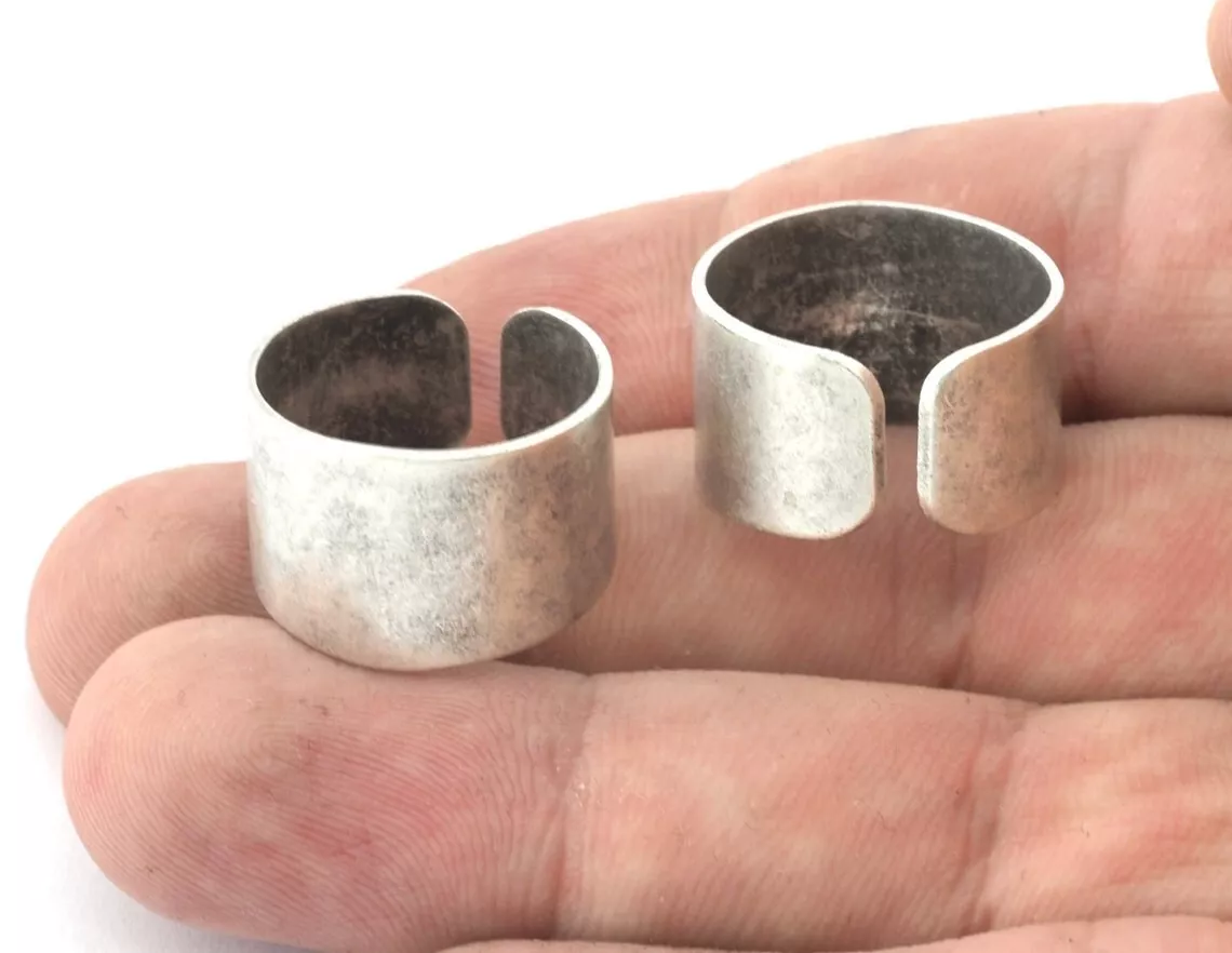 Rings as sale brass knuckles