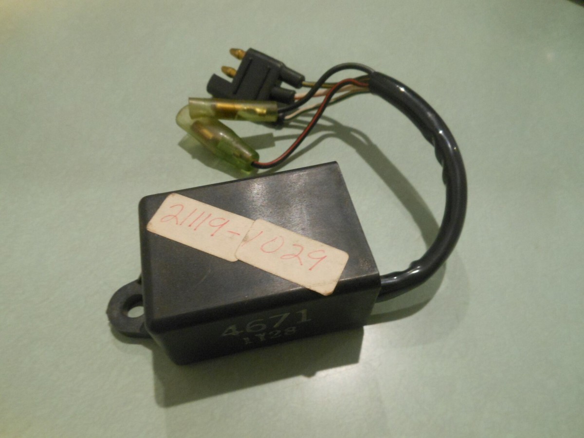 kinari　11、39、47、67、72 NEW OEM Kawasaki 1981 82 KX80-C1 C2 Motocross ECU IGNITER