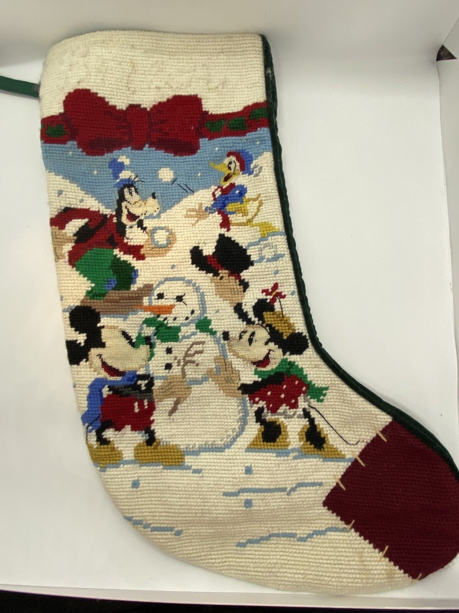 goofy Mickey & Co. クリスマス ニードルポイント 靴下 Disney Cross Stitch Christmas Stocking Mickey Minnie Snowman Goofy