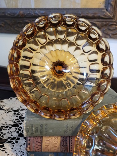 Vintage Beautiful Amber Glass Lidded Compote. Mint condition. Thumbprint style. - Picture 7 of 11