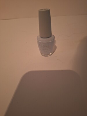 OPI Nature Strong Natural Nail Lacquer Raindrop Expectations New