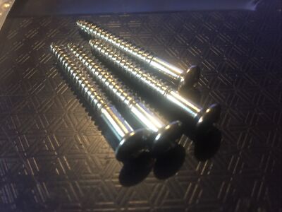 4x Chrom Halsplattenschrauben für Fender / Squier, Tele, Strat, P-Bass etc.