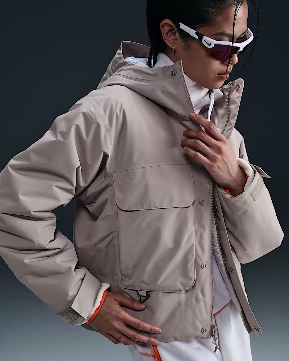 NEW Nike ACG Women Size L ACG Storm-FIT ADV Jacket Grey 'Skull