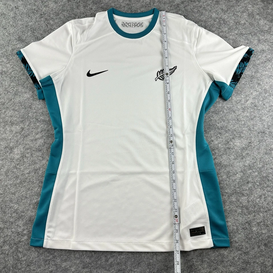Nike NEW ZEALAND Football Team 2023-24 Away Jersey Womens L Soccer ALL WHITES - Image 4 of 4