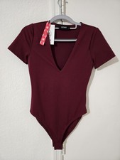 Cider Burgundy Short Sleeve Deep V-Neck Bodysuit Size Small