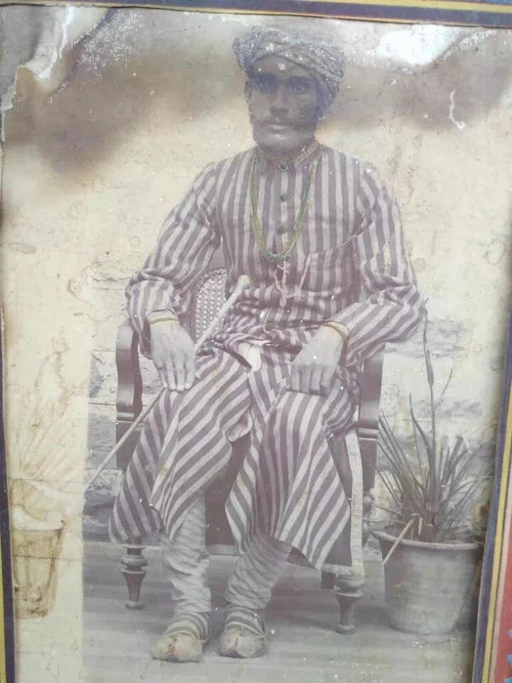 Fotografía antigua pintura impresión de santo hindú coleccionable decoración de pared enmarcada Foto 2 de 4