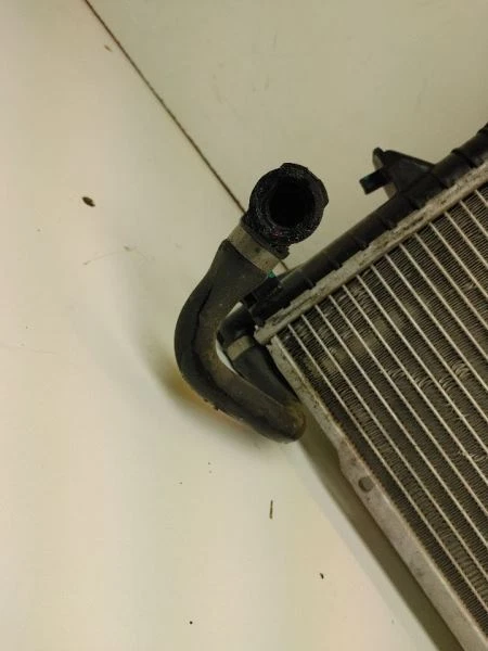 99 00 01 02 03 BMW 540I E39 RADIADOR ASM Foto 4 de 4