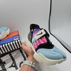 Foto 17 di 19