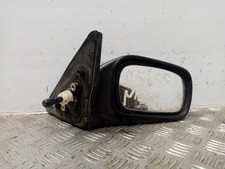 Retroviseur droit (ou coque) Nissan SUNNY