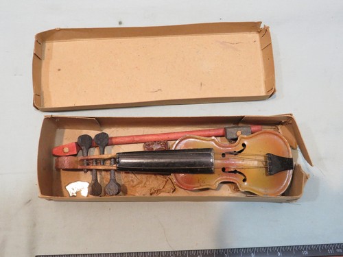 Vintage Pigmy-Violin in Miniature, Made in Czechoslavakia, Orig Box (some tears) - Picture 2 of 6