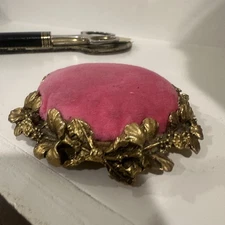 Vintage GRESCO Orange Velvet Sewing Pin Cushion on Ormolu Brass Flowers Base NOS