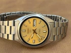 Vintage Seiko 5 Automatic 21 Jewels Golden Dial Japan Made Spares/Repair (565)