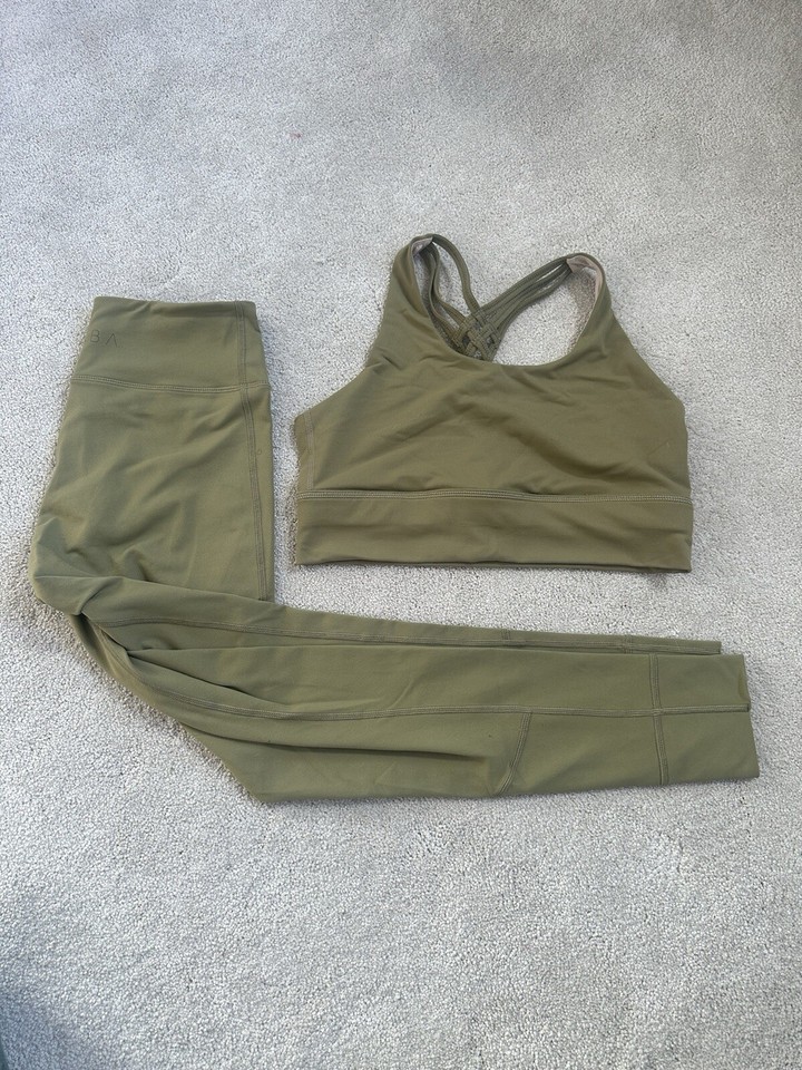 Sassaba Activewear set! Size Top L / Bottoms S