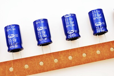 2x 100uF 250V 85° Elko Kondensator Capacitor Samwha E-Cap * 2 Stück * #710710