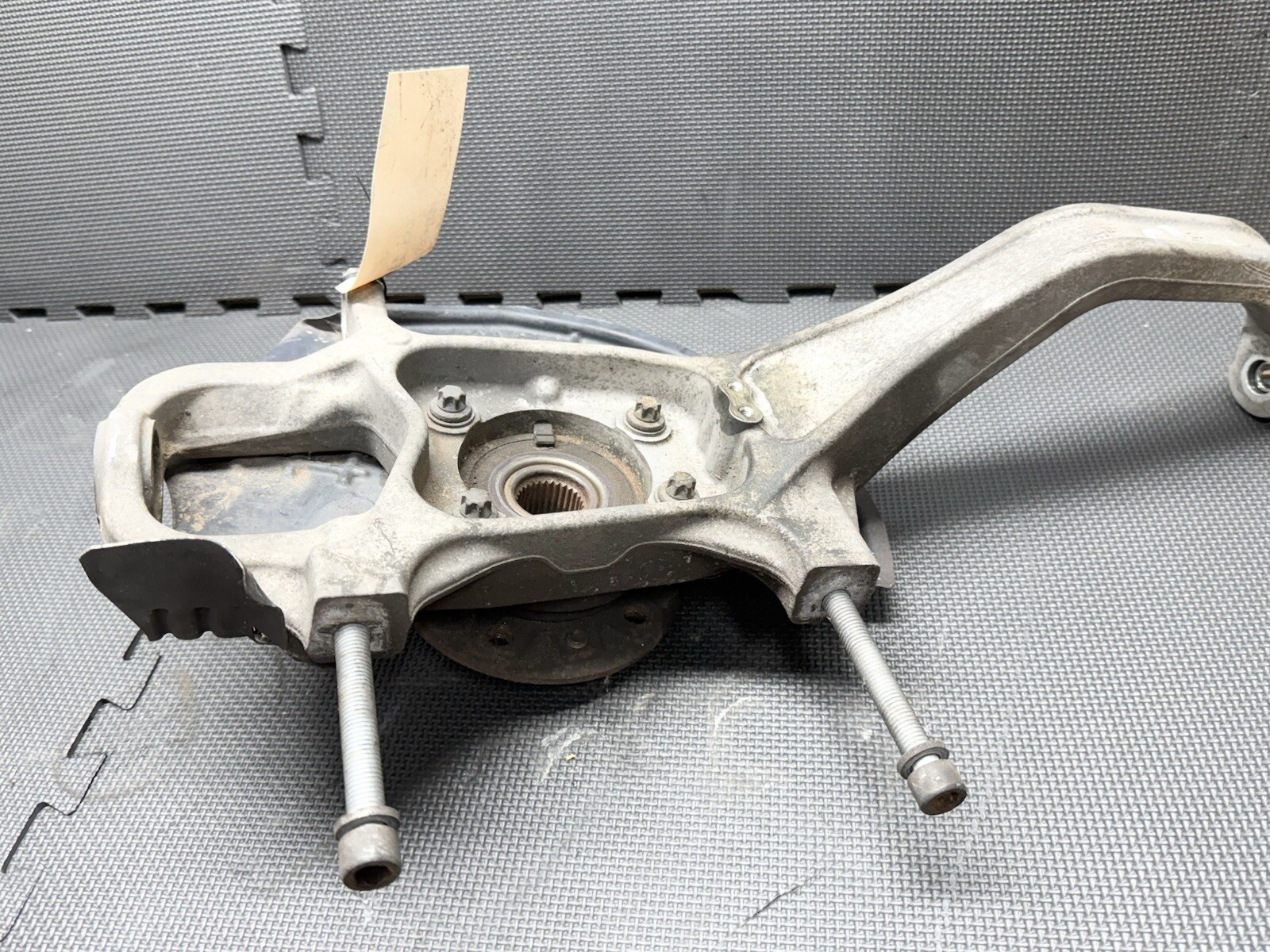 ⭐️2014-2017 MASERATI QUATTROPORTE AWD FRONT LEFT DRIVER SPINDLE KNUCKLE HUB OEM