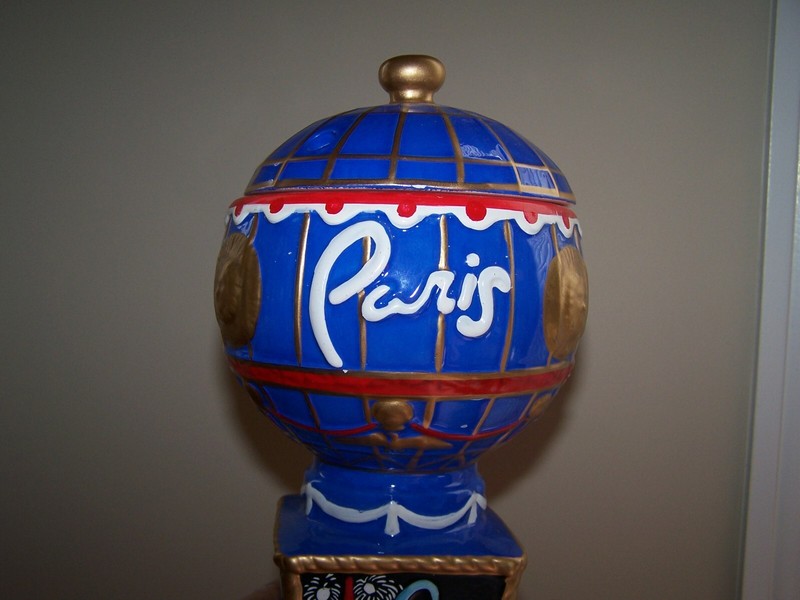 COLLECTIBLE PARIS HOTEL & CASINO BLUE BALLOON DRINK HOLDER