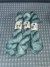 Sun Valley Fibers Yarn Skeins New Calligraphy 100% Merino Wool Single Ply