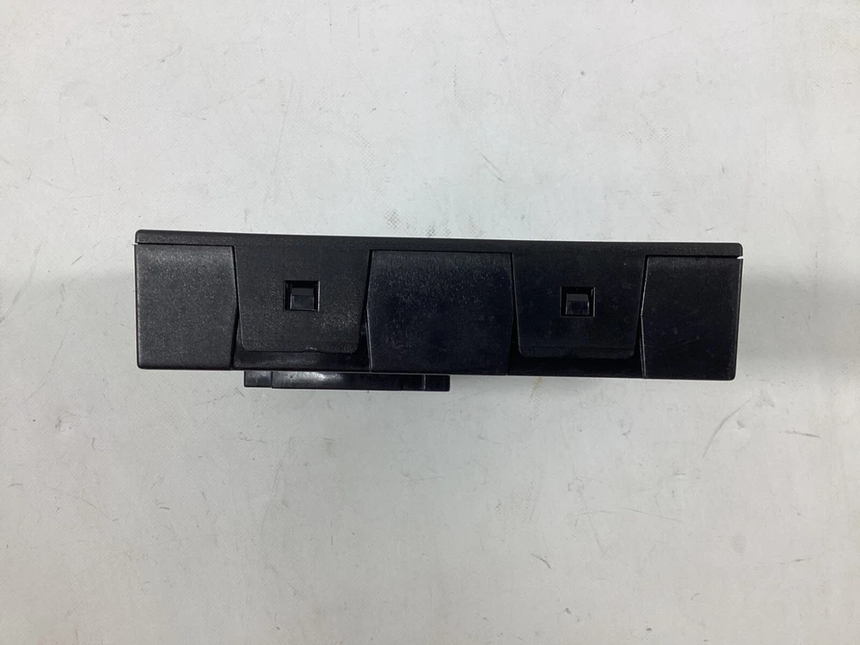 Volkswagen GTI 2015-2018 entrada sin llave módulo de control de bloqueo antirrobo OEM. Foto 3 de 4