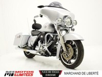 2011 harley-davidson FLHX Street Glide Garantie 1 an sur financement. Frais inclus+Taxes