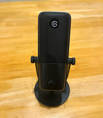 Elgato Wave 3 USB Desktop Microphone w/ Mute Switch, Adjustable Gain, Stand