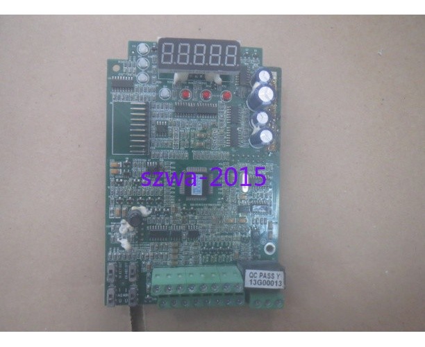 1 pieza usado CM510-A4T1R5GB #pb