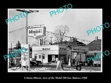 OLD POSTCARD SIZE PHOTO OF URBANA ILLINOIS THE MOBIL GAS STATION c1960