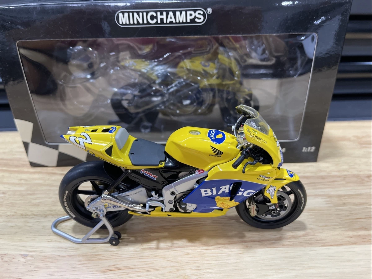 Minichamps 1/12 Scale 122 041003 - Honda RC211V Camel M.Biaggi