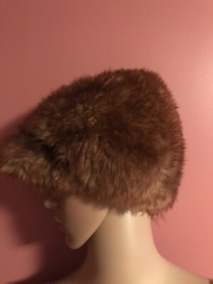 Vtg Marshal Field & Company Hat Bars Genuine Fox Fur string closure VTG. MARSHALL FIELD & CO HAT BARS GENUINE LAMBS FUR HAT SIZE  main image 2