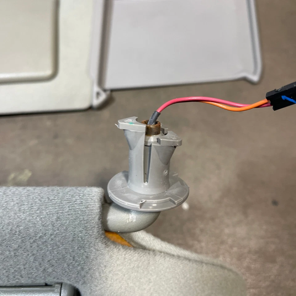 00-05 BUICK CENTURY Parasol SET PAR LH RH Pasajero Conductor Iluminación OEM Foto 4 de 4