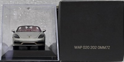 Porsche 718 (982) Boxster GT 25 Years Silver 1:43 Minichamps WAP